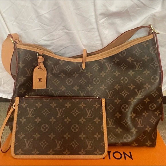 Gorgeous Louis Vuitton CarryAll MM handbag - Picture 2 of 7
